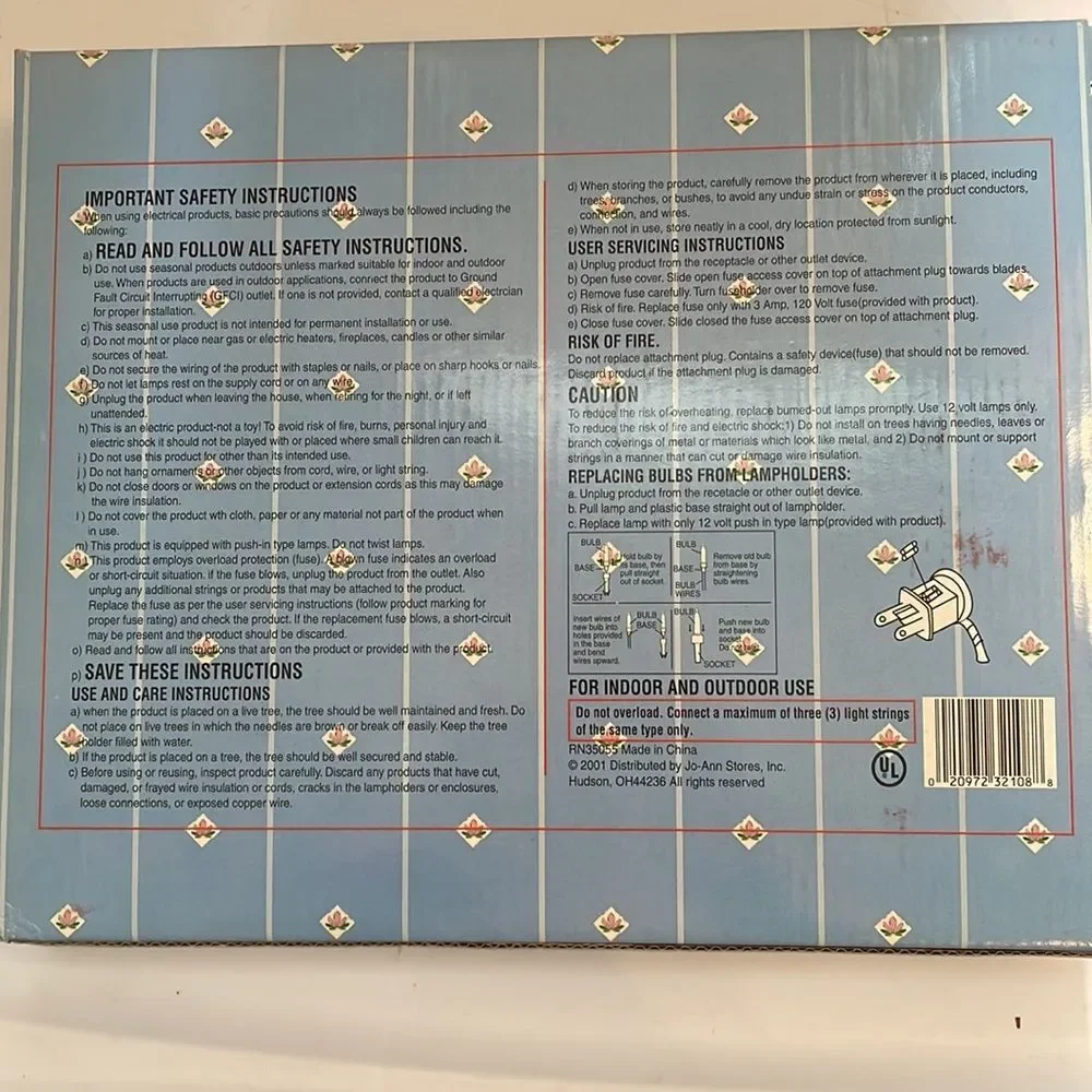 Vtg new in box 2001 Cottontale Collection 10 Decorative Glass Egg light‎ set